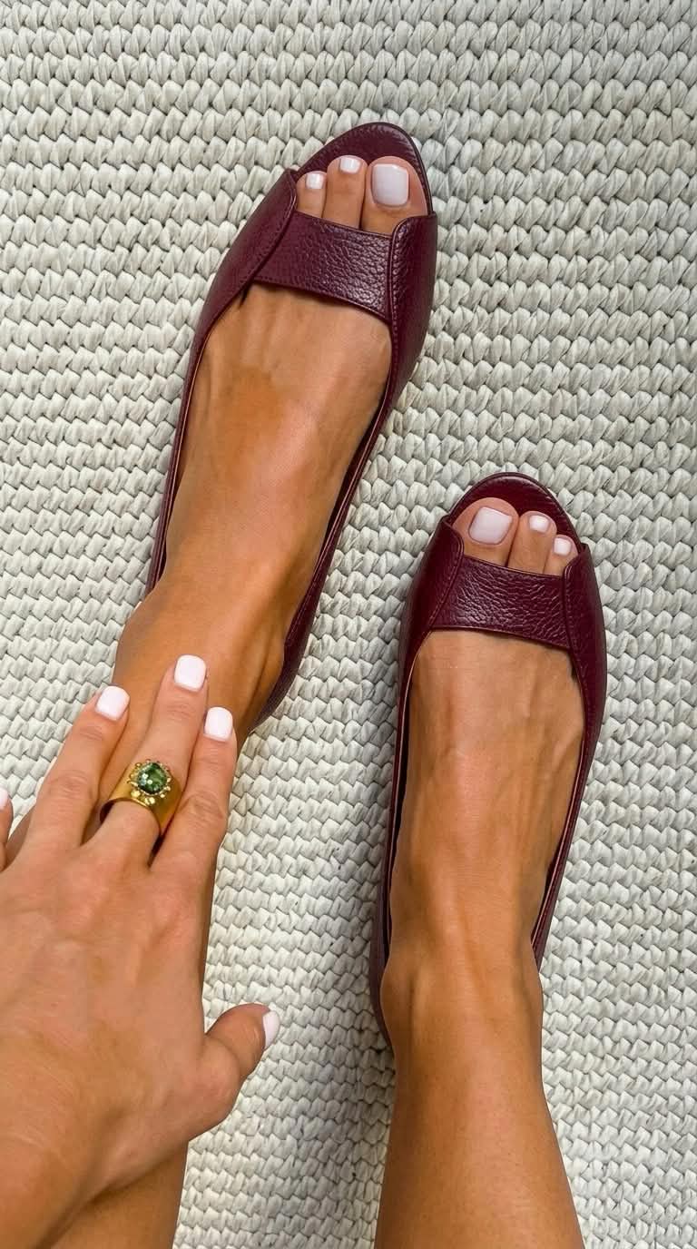 Adelina Comfortable Chic Sandals - Rosalie and Grace