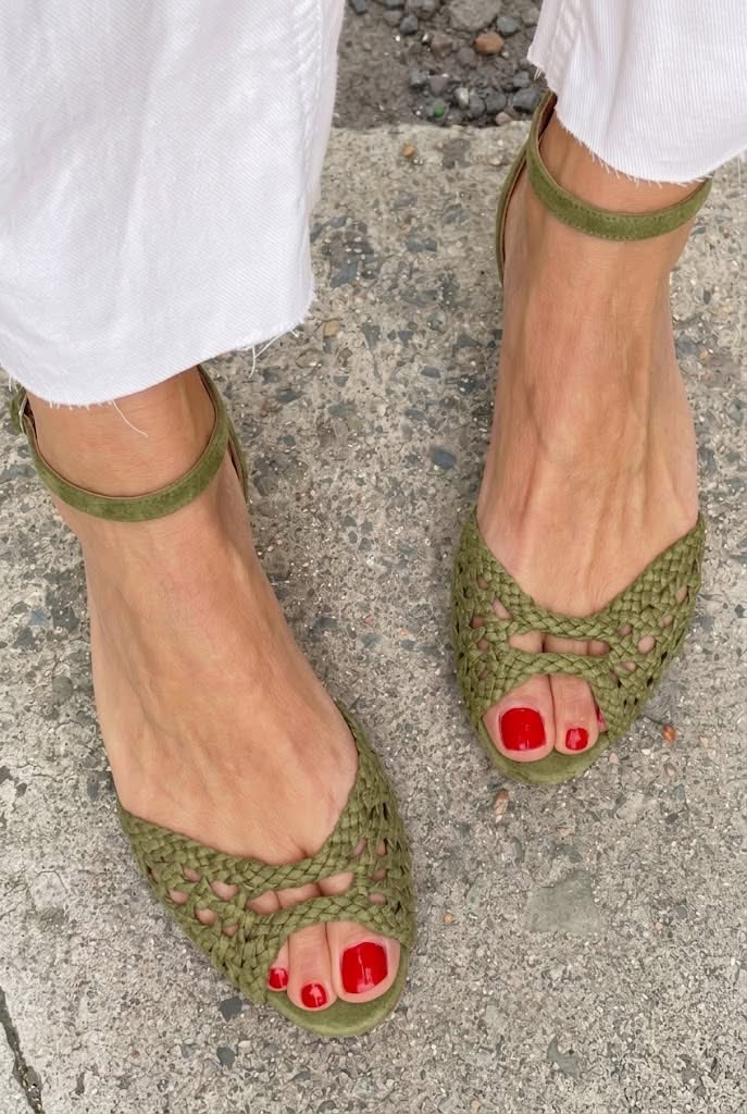 Isadora Woven Gold Sandals - Rosalie and Grace